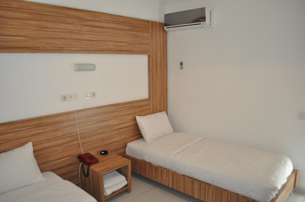 Araucaria Pension Antalya Exterior photo